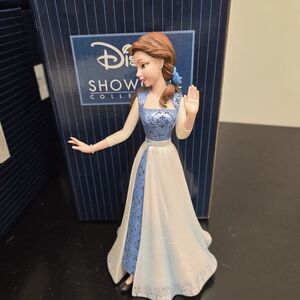 DISNEY BELLE IN BLUE DRESS SHOWCASE 4055793 NIB COUTURE DE FORCE BY ENESCO RARE